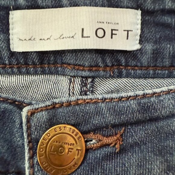 Loft Blue Denim Curvy Straight Jeans. Women's 29/8 - Picture 2 of 7